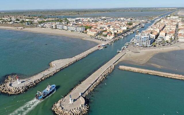 Appartement Port Camargue, 2 pièces, 4 personnes - FR-1-250-190