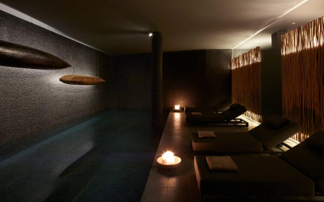 Cayo Exclusive Resort & Spa