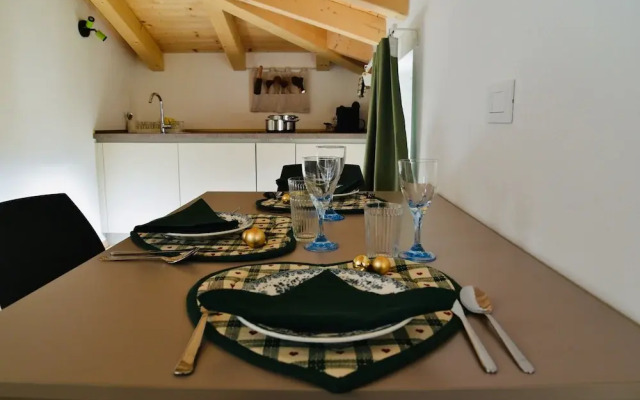 Nine Rooms Apartment