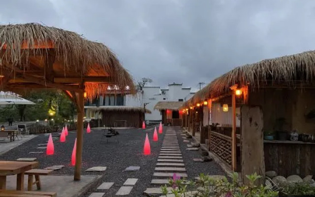 Fanjingshan Chenshe Homestay