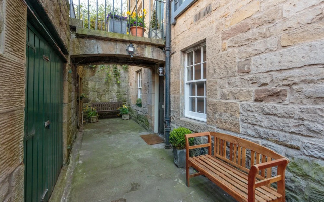 Beautiful Hideout in Center of Edinburgh - Business - Holidays