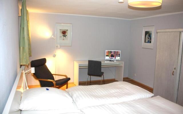 Villa Brodthage, App. 2