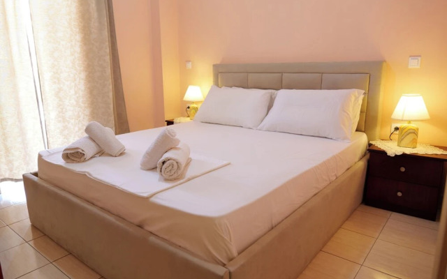 Charming 2-bed Apartment in Sarandë