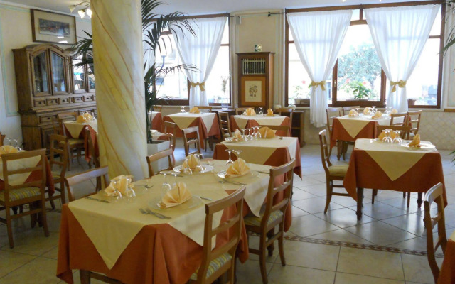 Lola Piccolo Hotel