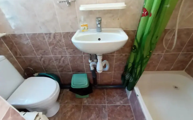 Уютный дворик на Толстого