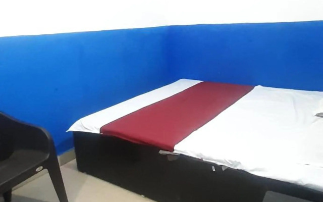 SPOT ON 87876 Gajadhar Rest House