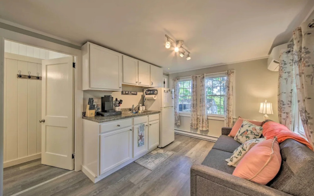 Updated Tiny House: Walk to Wiscasset Village