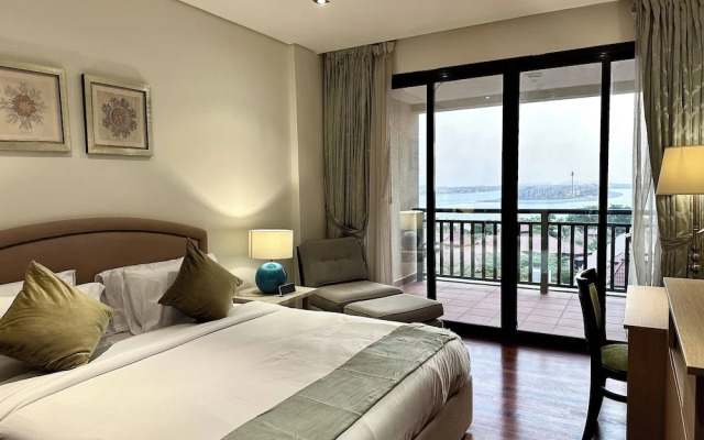 Lux BnB I Palm Jumeirah Resort I Palm Views