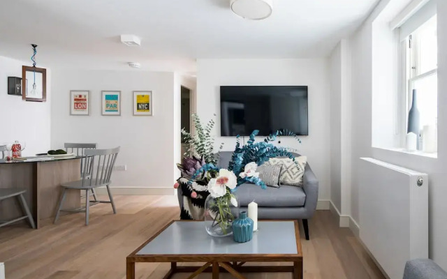 Iverna Gardens by Lime Street