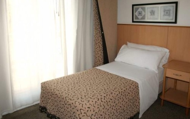 Urbana Suites
