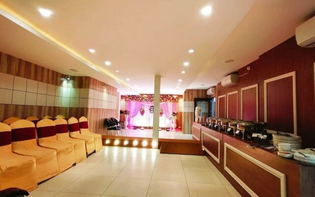Hotel Ozas Grand