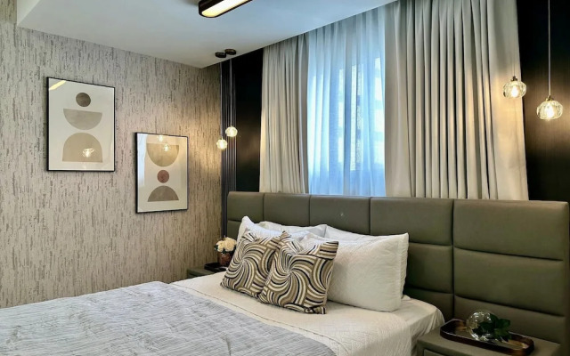 Shalom Residences By YellowKey