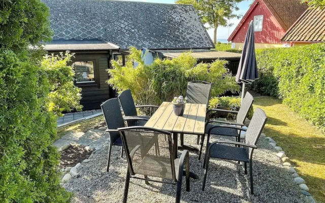 8 Person Holiday Home in Beddingestrand-by Traum