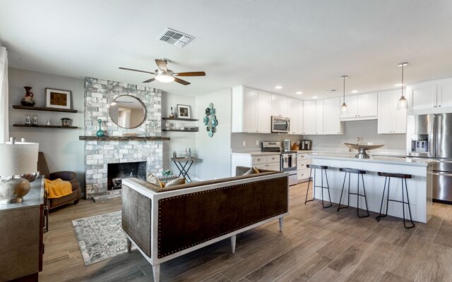 Pomelo Park 4 Bedroom House