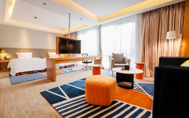 Holiday Inn Express Daocheng Yading