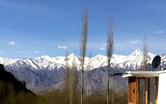 Grand Himalaya