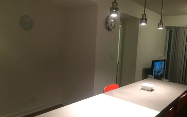 Pelican Suite at Harbour Plaza