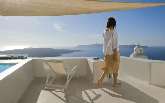 Aesthesis Boutique Villas Fira