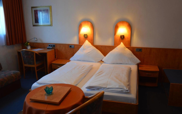 Steen's Hotel