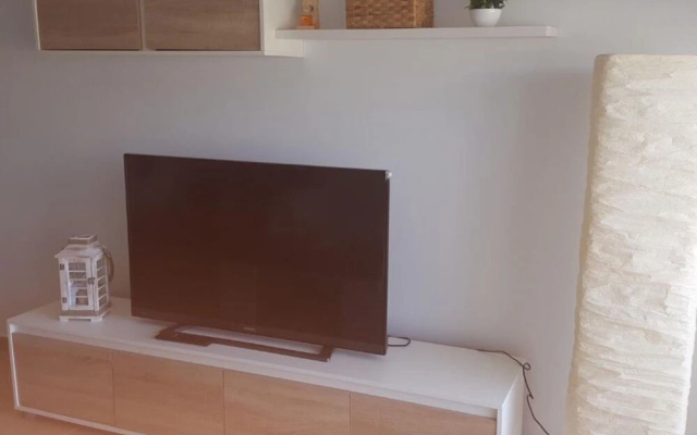 106995 House In Zahara