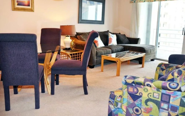 Kingston Plan No Hamp1009 2 Br condo by RedAwning