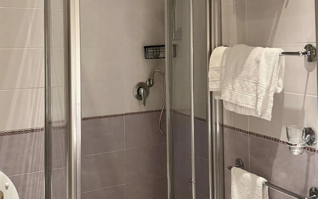 Hotel Erdarelli