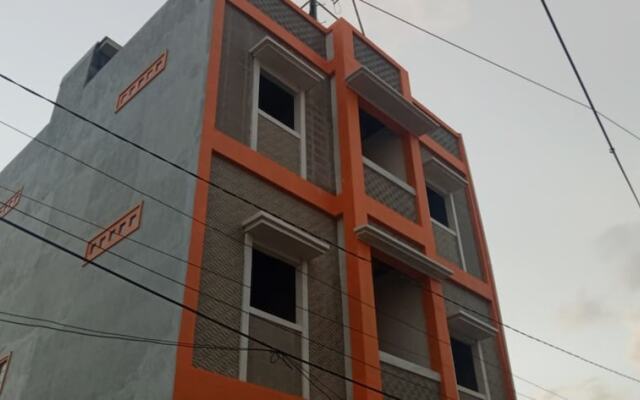 SPOT ON 2831 Pondok Orange Family