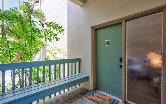 Siesta Beach Retreat 2 Bedroom Townhouse