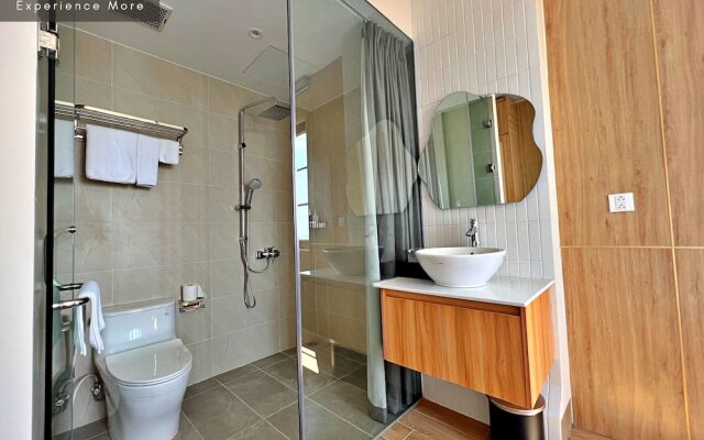 HANZ Lagoon Sunset Boutique Hotel