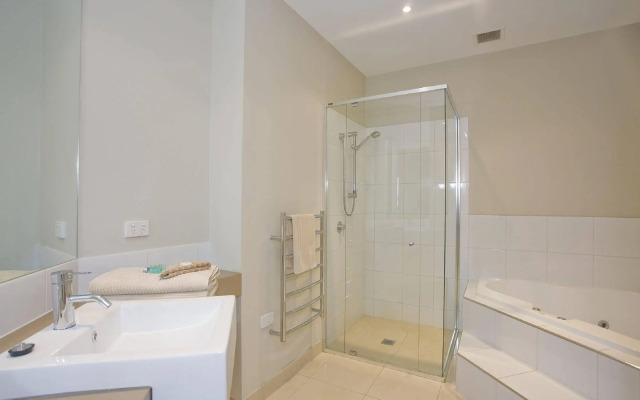 Bell Street Apartments