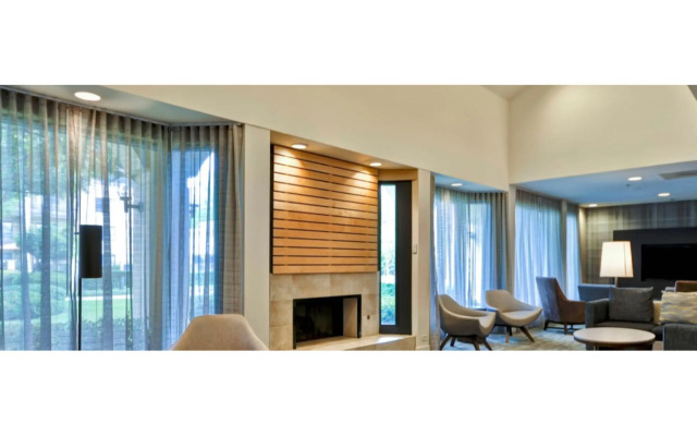 Courtyard by Marriott Dallas Medical/Market Center