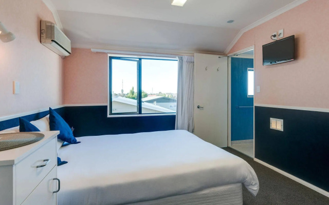Parkside Lodge