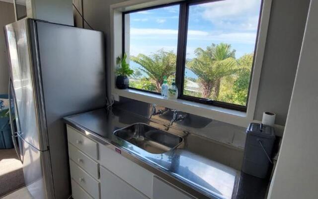 Paku Peak Ocean View Apartment