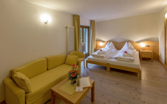 Hotel Dolomiten