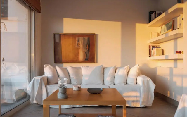 Vouliagmeni Exclusive Residence