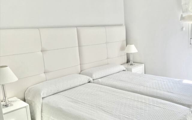 MI CAPRICHO C16 Luxury apartment on the beachfront