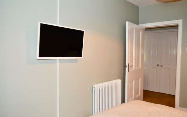 Edinburgh Modern and Central Flat