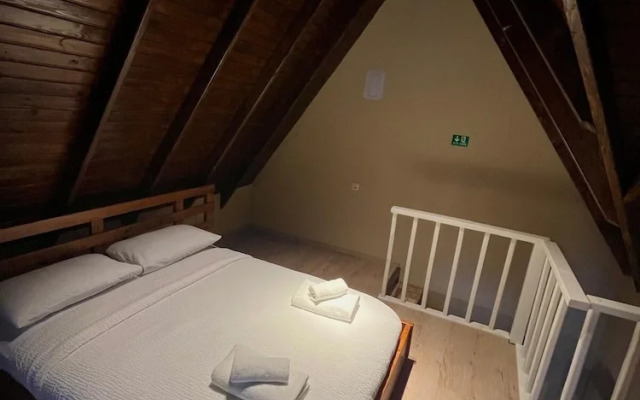 Varuna Bungalov Evleri