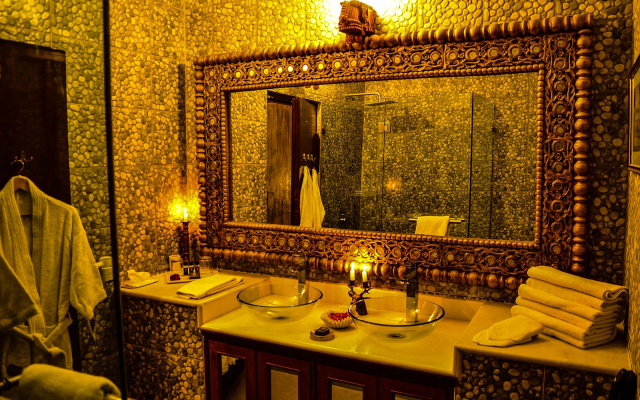 The Royal Retreat Resort and Spa