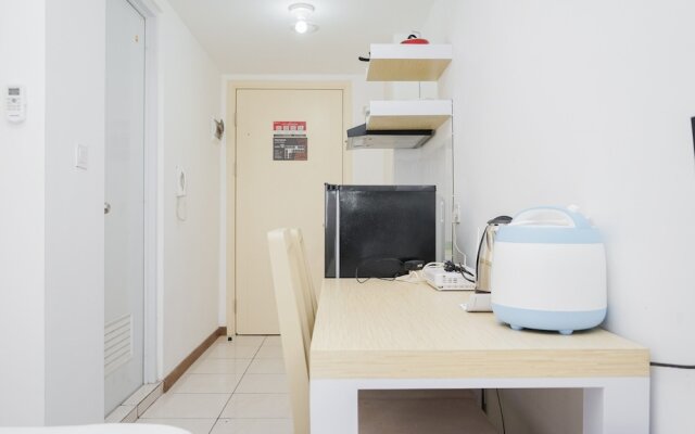 Comfort with Garden View Studio Apartment M-Town Residence