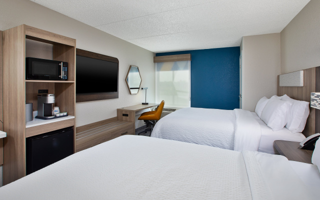 Holiday Inn Express & Suites Eden Prairie – Minneapolis by IHG