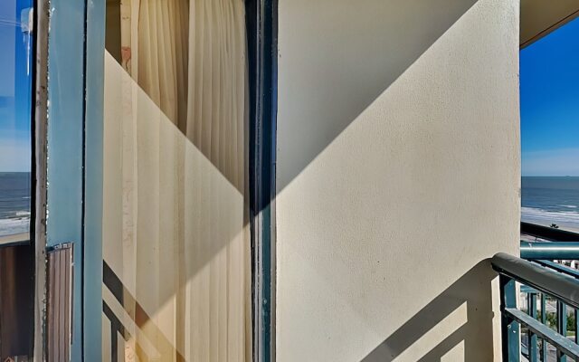 San Luis Manor by VTrips