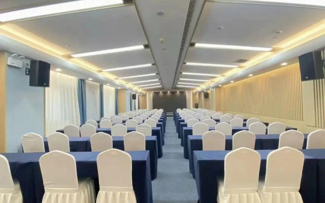 Jinjiang Inn Zhengzhou International Convention Center