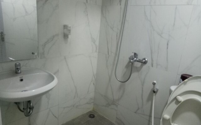 Omah Bondi Family Homestay by FH Stay