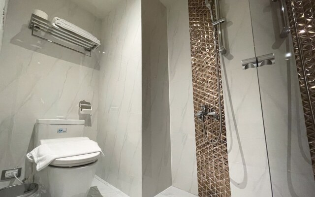 CHECK inn Taichung Qinghai