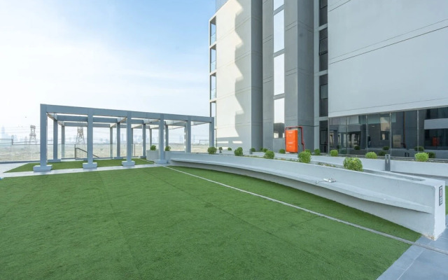 Sophisticated 1 Bedroom Apartment in Bloom Tower B