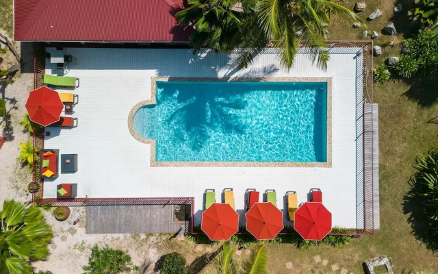 Palm Court Residence & Hotel at Orient Beach