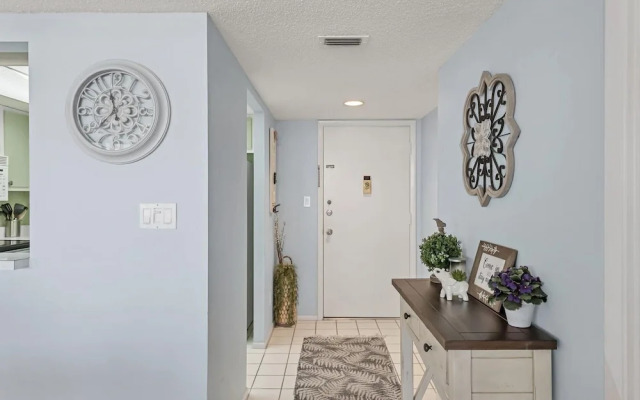 6415 Midnight Pass Rd #801