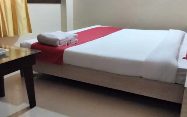 Goroomgo Golden Beach Inn Puri