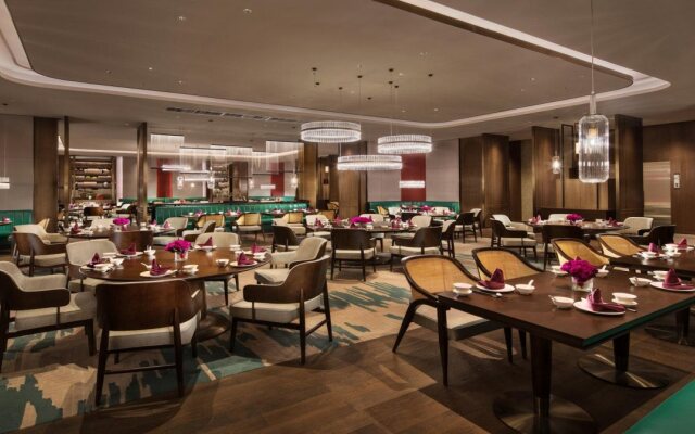 Crowne Plaza Xiangxi